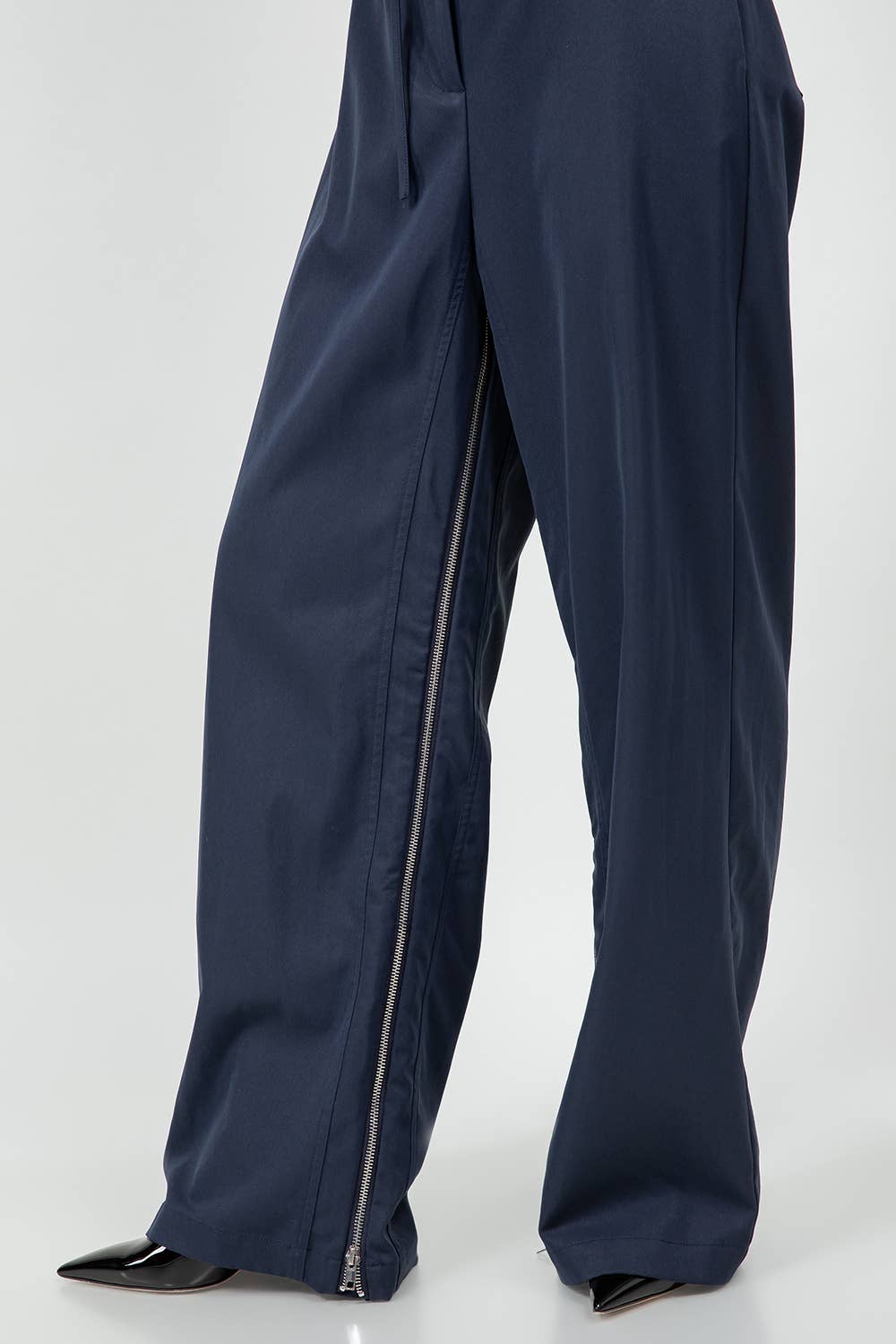 Navy PANTALON DÉTAILLÉ AVEC FERMETURE ÉCLAIR À L'ENTREJAMBE UTILITAIRE - MARINE en vente sur Faire2