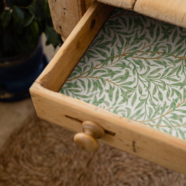 WILLOW William Morris | Scented Drawer Liners in 5 Fragrances. for wholesale by The Master Herbalist