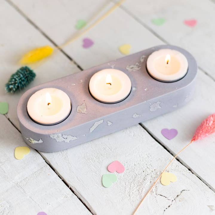 Nine Angels – wholesale Candle holder – Lilac & silver jesmonite triple tea light holder