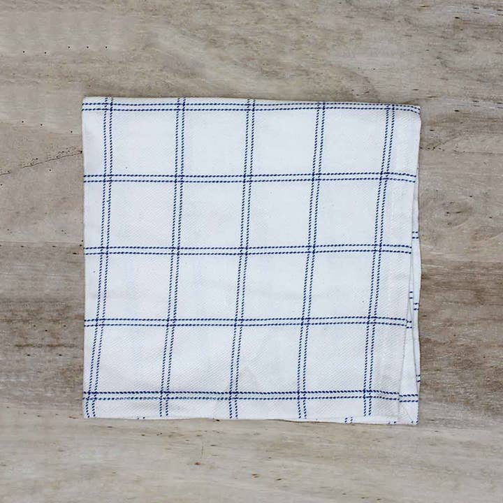 Serviette Franklin blanc/bleu 18x18 pour la vente par The Royal Standard