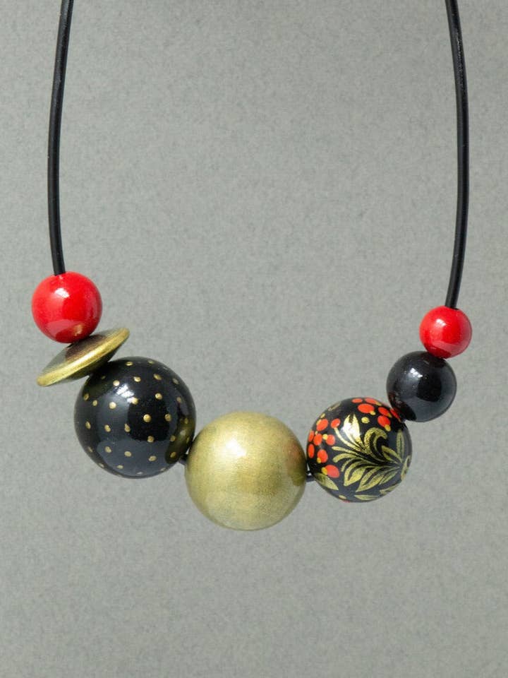 Viburnum Wooden Bead Necklace True for wholesale by Gannwood