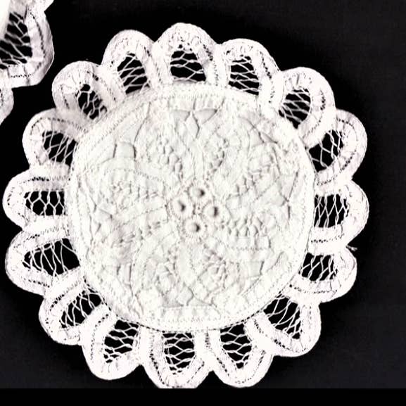 Eastern Sunrise Lace And Linens Inc. – wholesale Tooth fairy pillow – Child – Tooth Fairy Pouch Batten Lace Cotton Heart or Round Sachet1