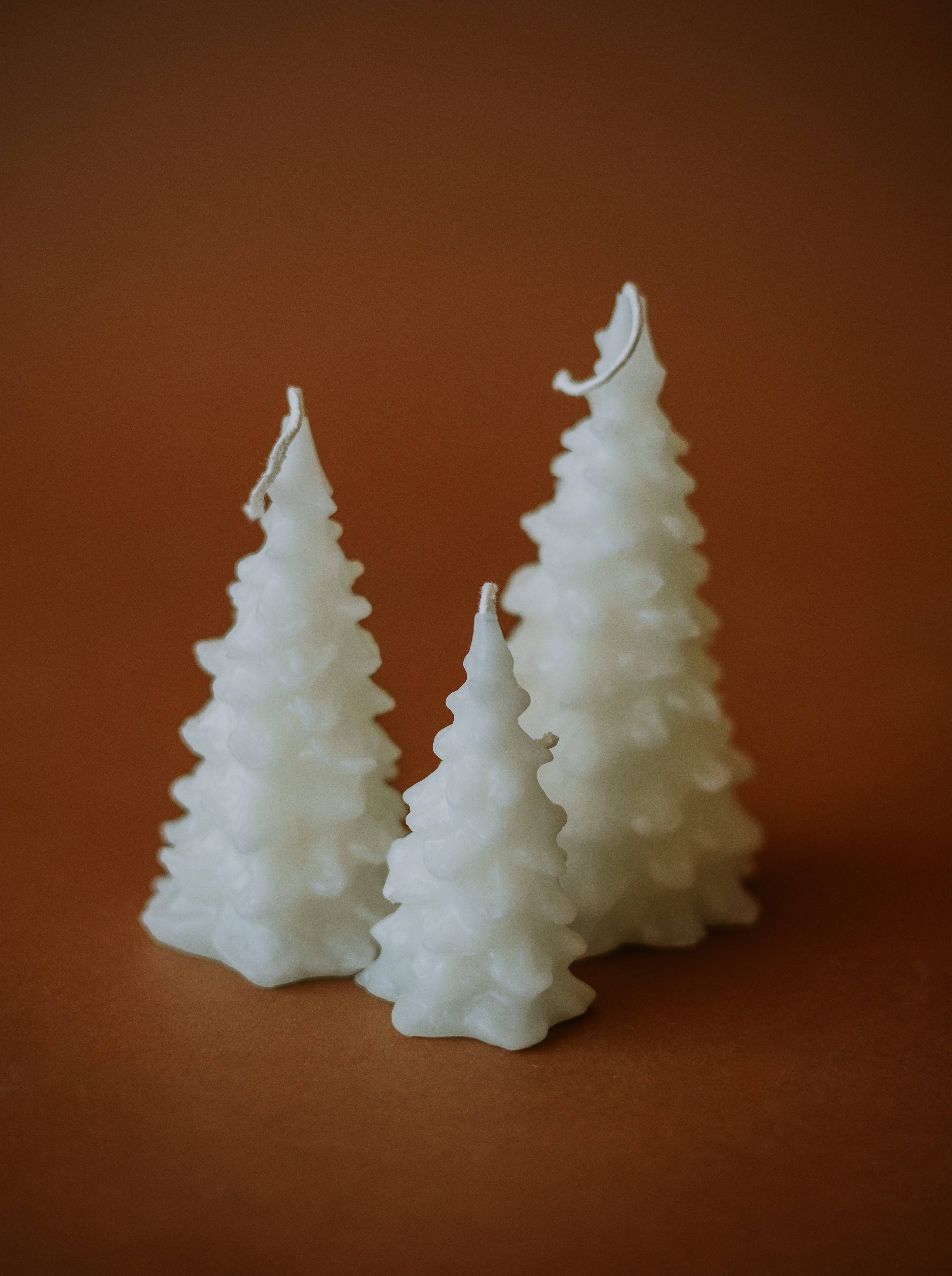 Wild Hive Apiary - Wholesale Pillar Candle - Christmas Tree Set2