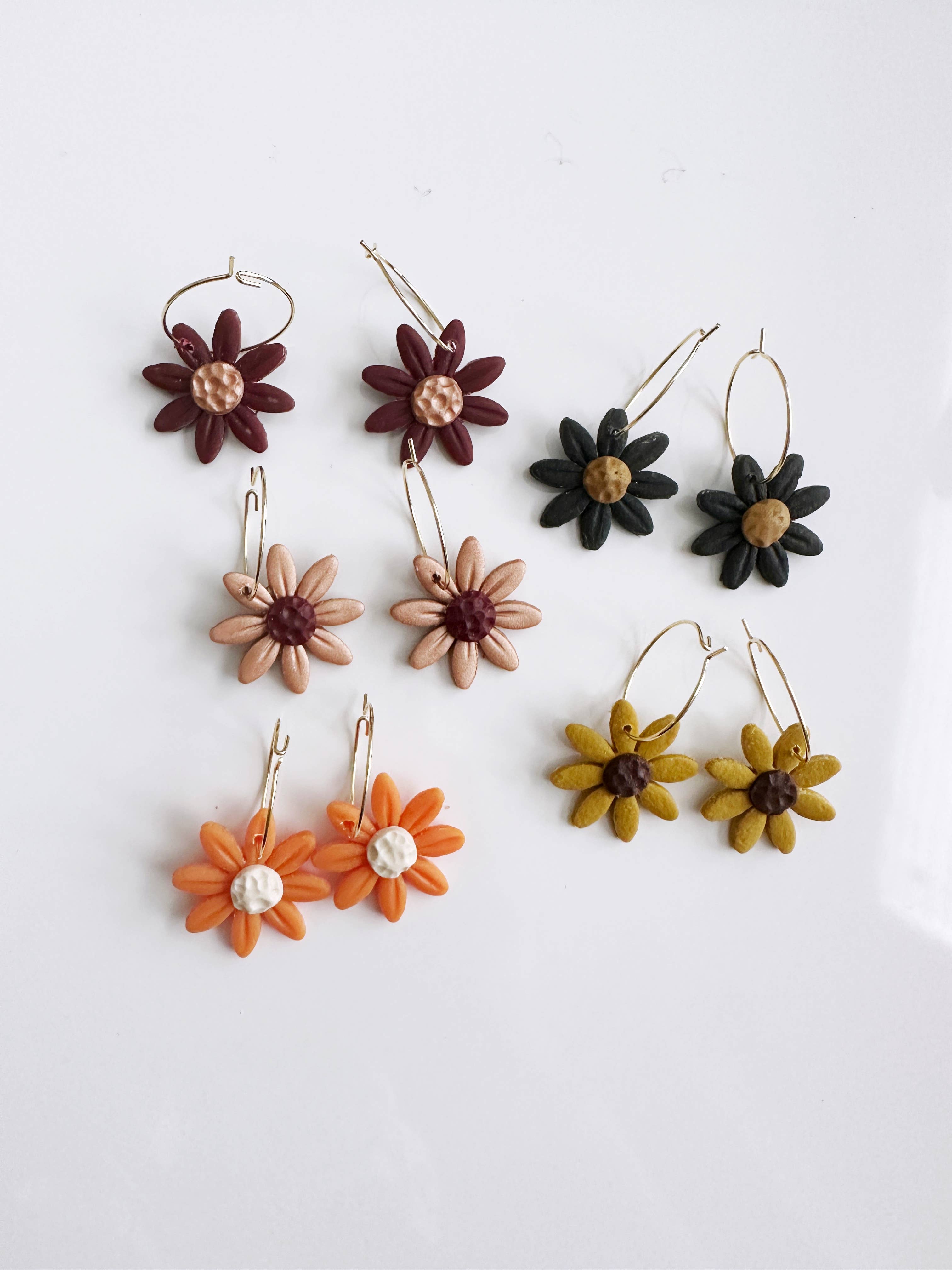 KaoLee Shop - Wholesale Dangle Earrings - Spring Daisy Hoop Earring8