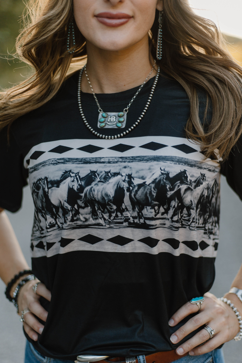 Sterling Kreek – Engroshandel T-shirt – til kvinder – Remuda Rush Top1