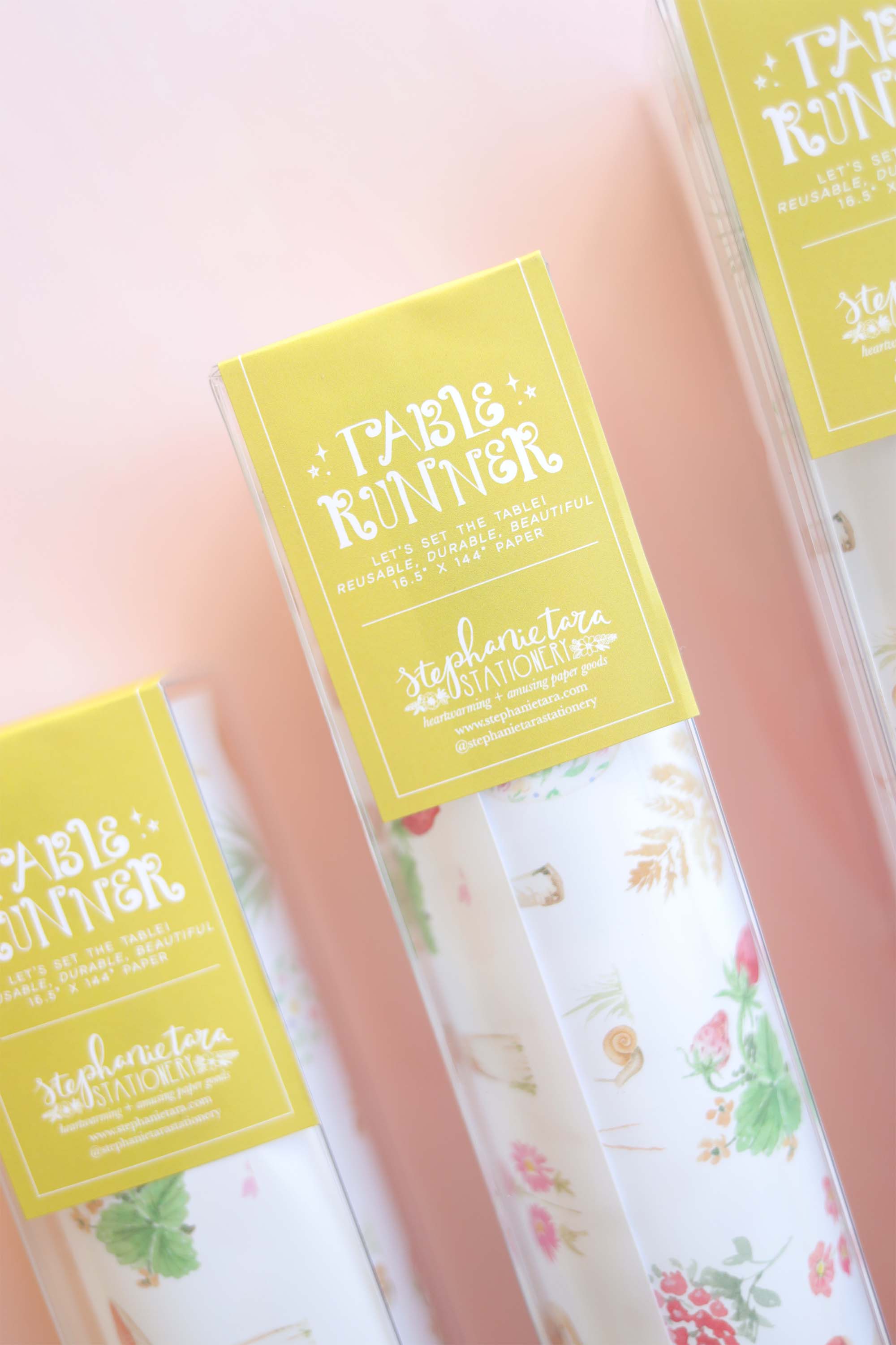 Stephanie Tara Stationery – Engroshandel Engangsbordløber – bordløber -akvarel påske kaniner og svampe print8