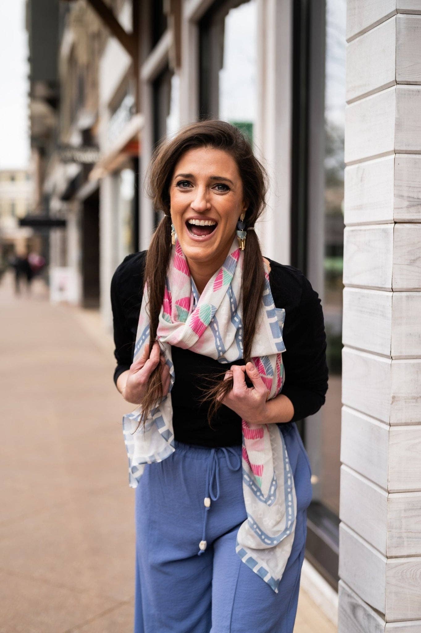 CB Grey - Vendita all'ingrosso Sciarpa - Donna - Lo scialle segreto4