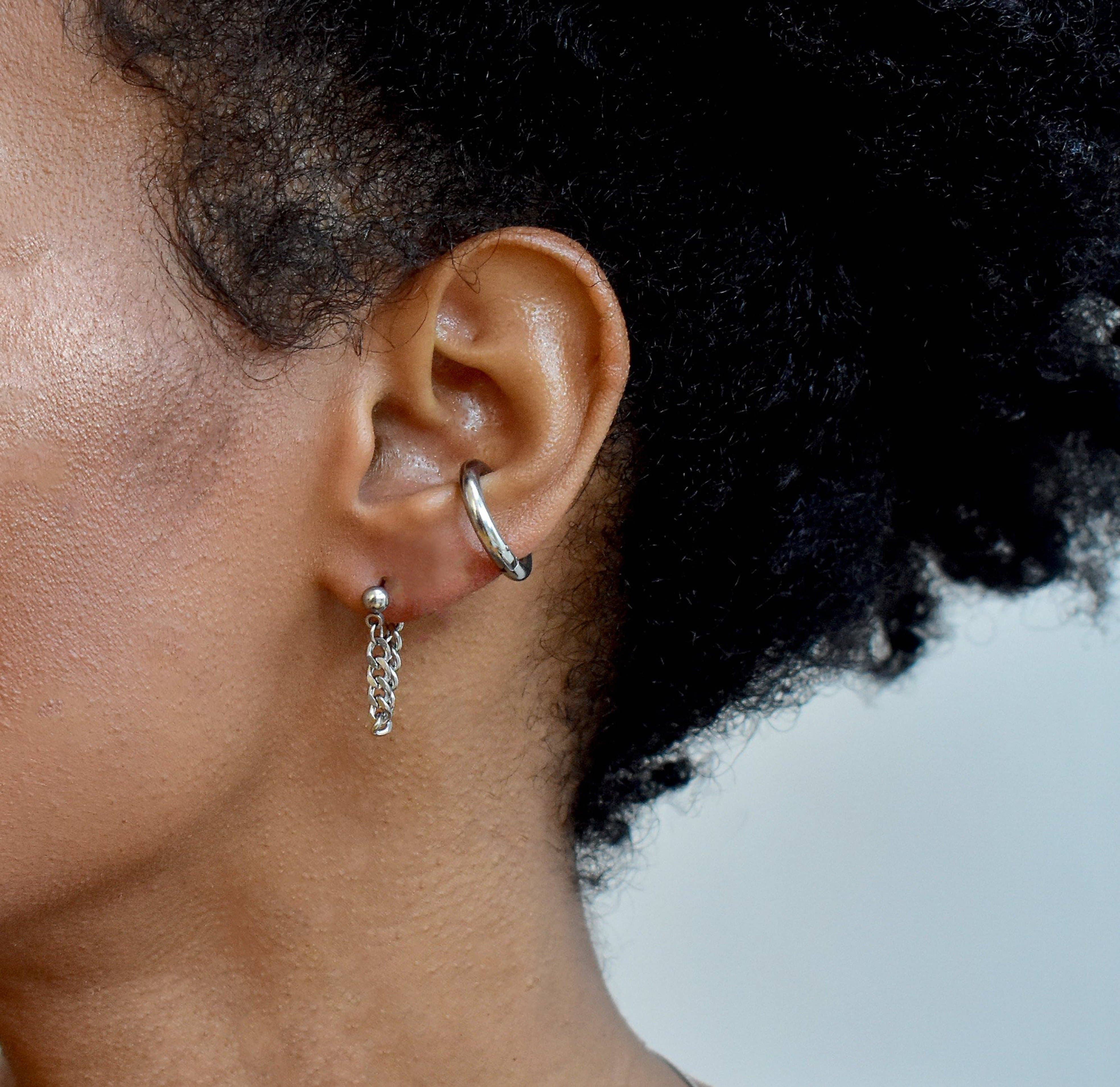 MAI DESIREE - Wholesale Dangle Earrings - RYLIE SILVER LOOP CHAIN EARRINGS1