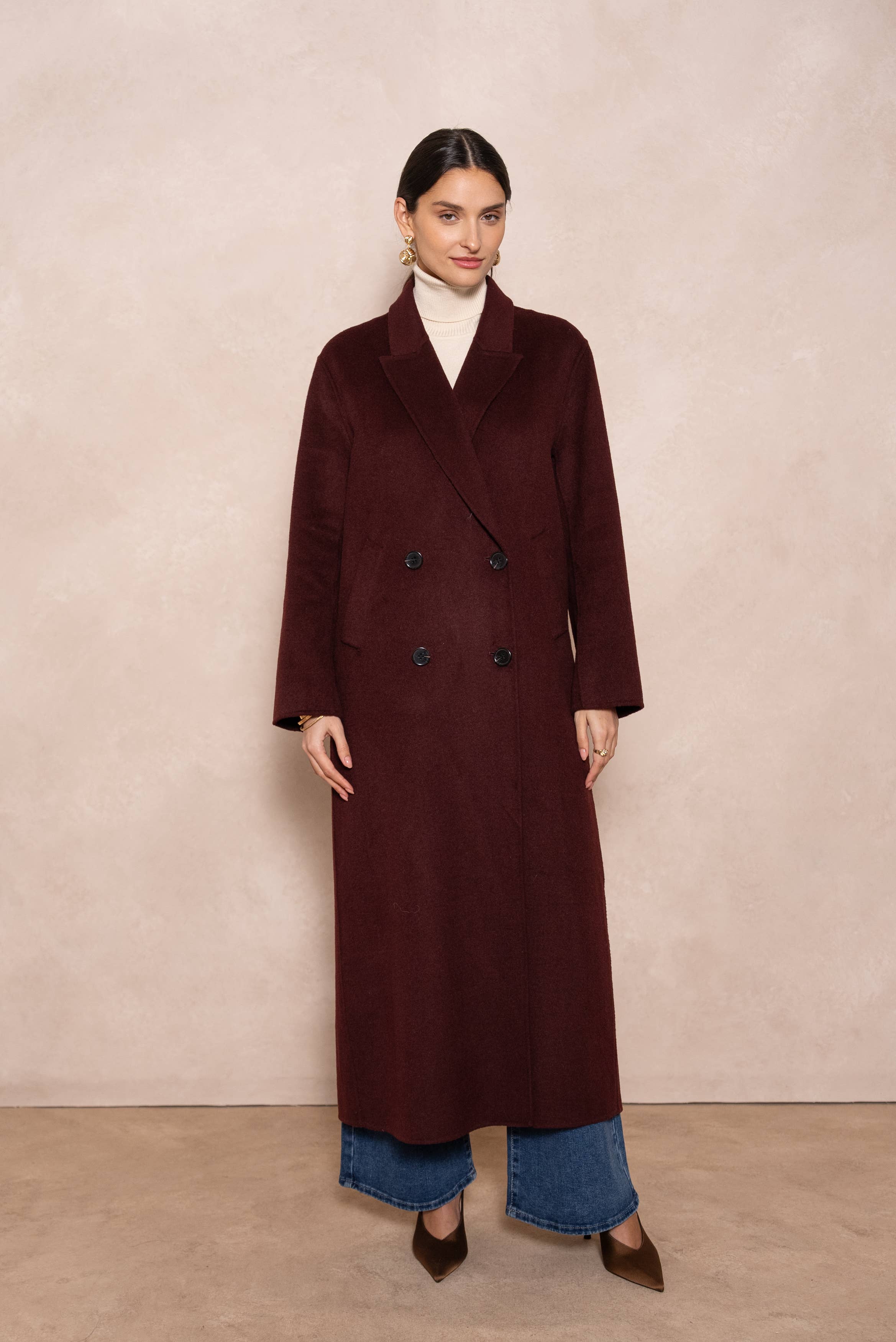 Attentif Paris – Großhandel Mantel - Damen – Extra langer, handgenähter Oversize-Mantel aus Wollmischung42