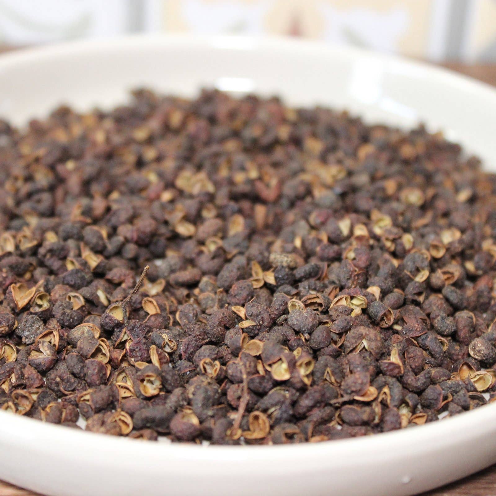 Les Epices Curieuses - Wholesale Dried Spice Mix - Organic Timut Pepper1