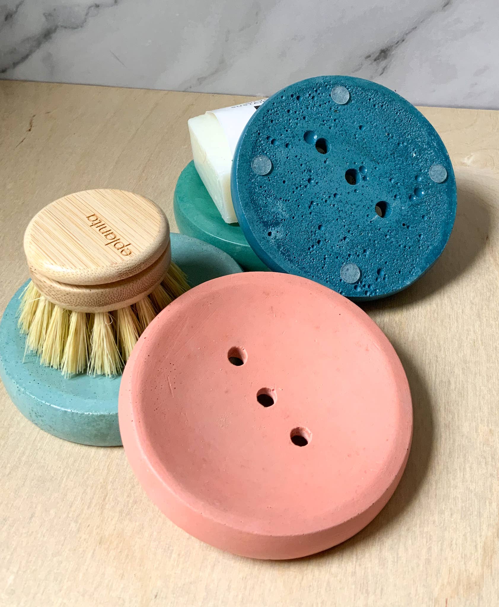 Left Corner Goods - Wholesale Bath Soap Dish - Concrete Round Soap Dish with Drainage Holes 7