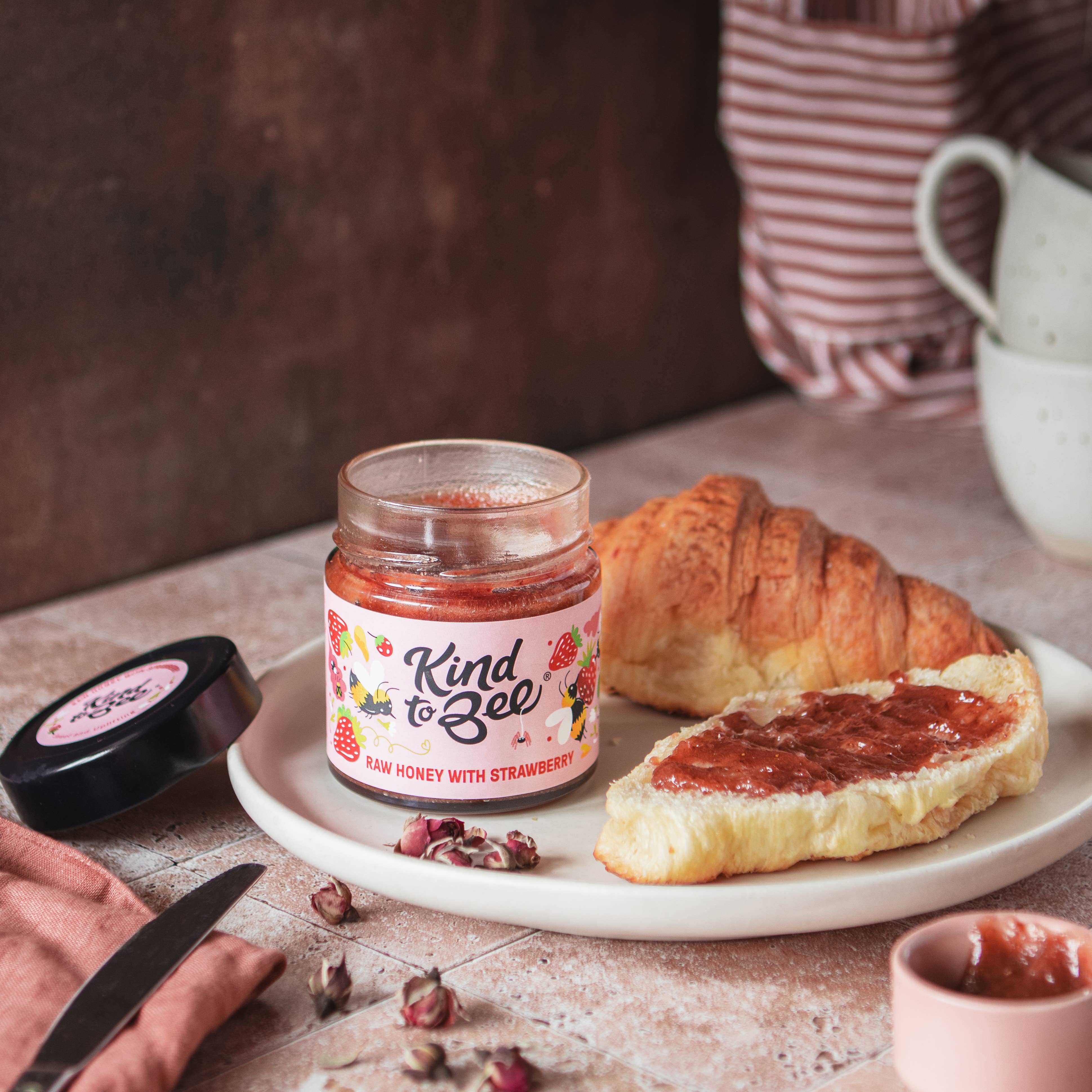 Kind to Bee - Wholesale Honey - Raw Honey with Strawberry, Cruelty-Free, Monofloral,glass ja3