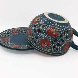 Handmade ceramic mug with a plate for wholesale by NadiCeramics