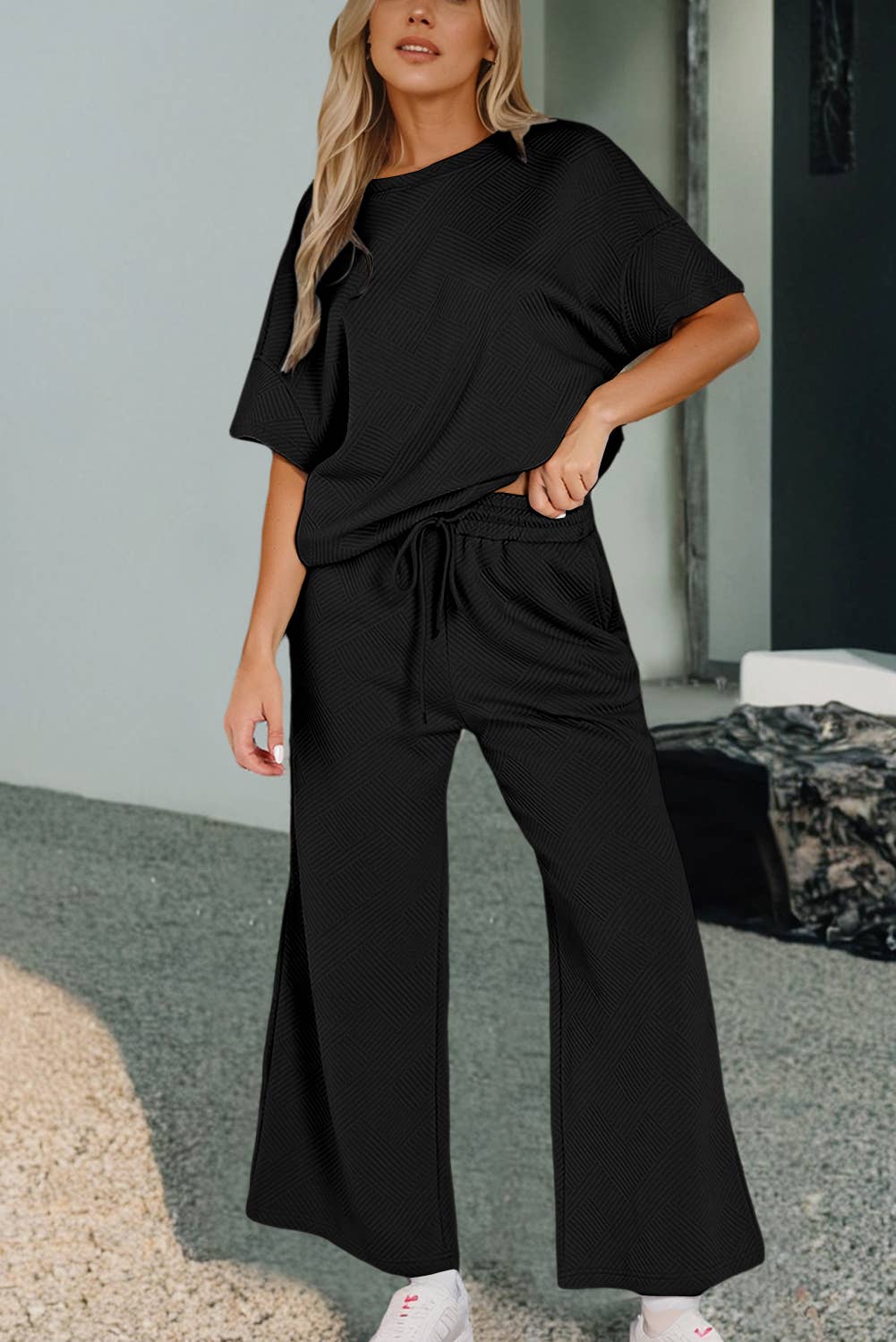 Aapparella - Wholesale Lounge Set - Women's - Women Multi-colored Textured T Shirt and Pants Set | S-2XL21