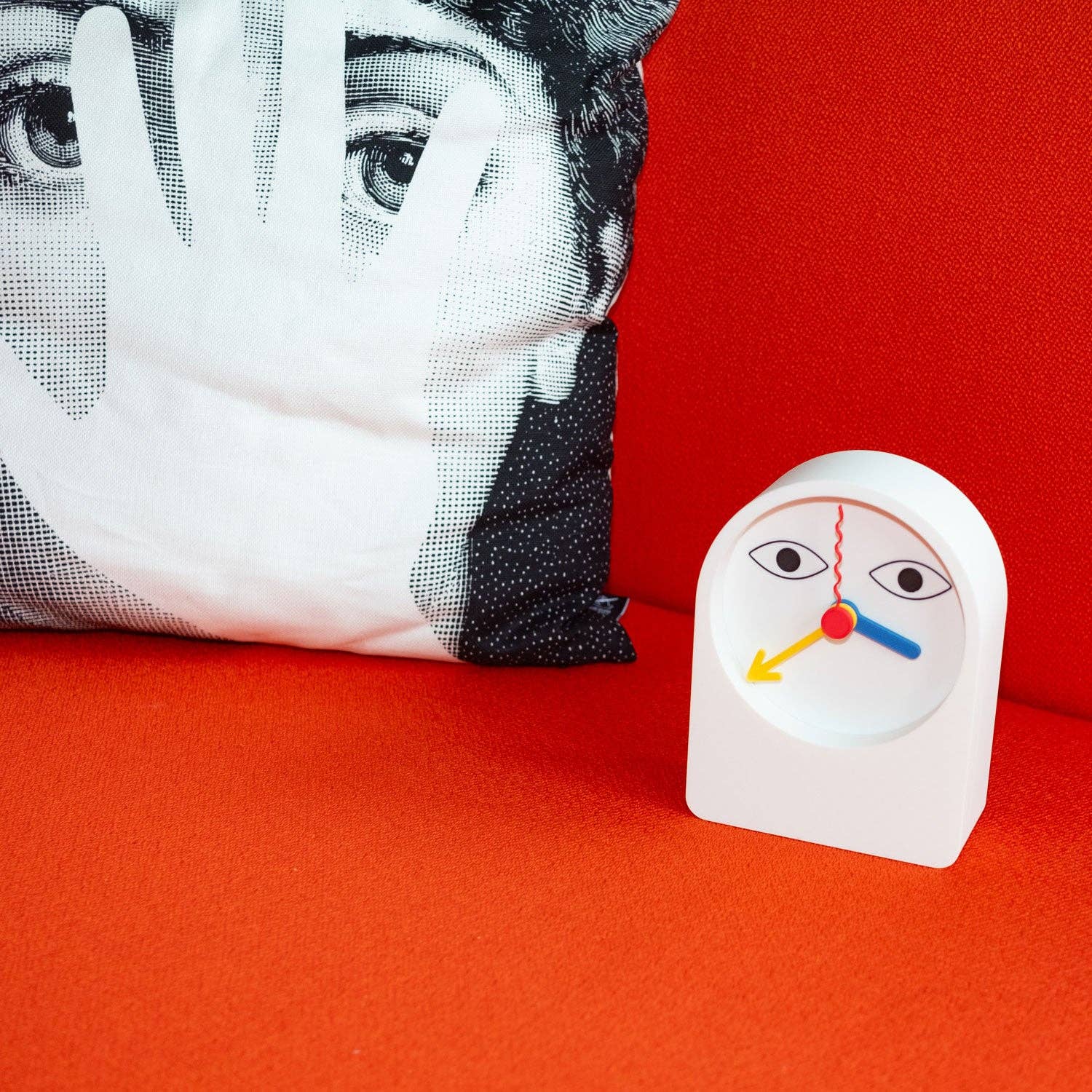 Tadashi Studio - Wholesale Desk Clock - Face Clock3