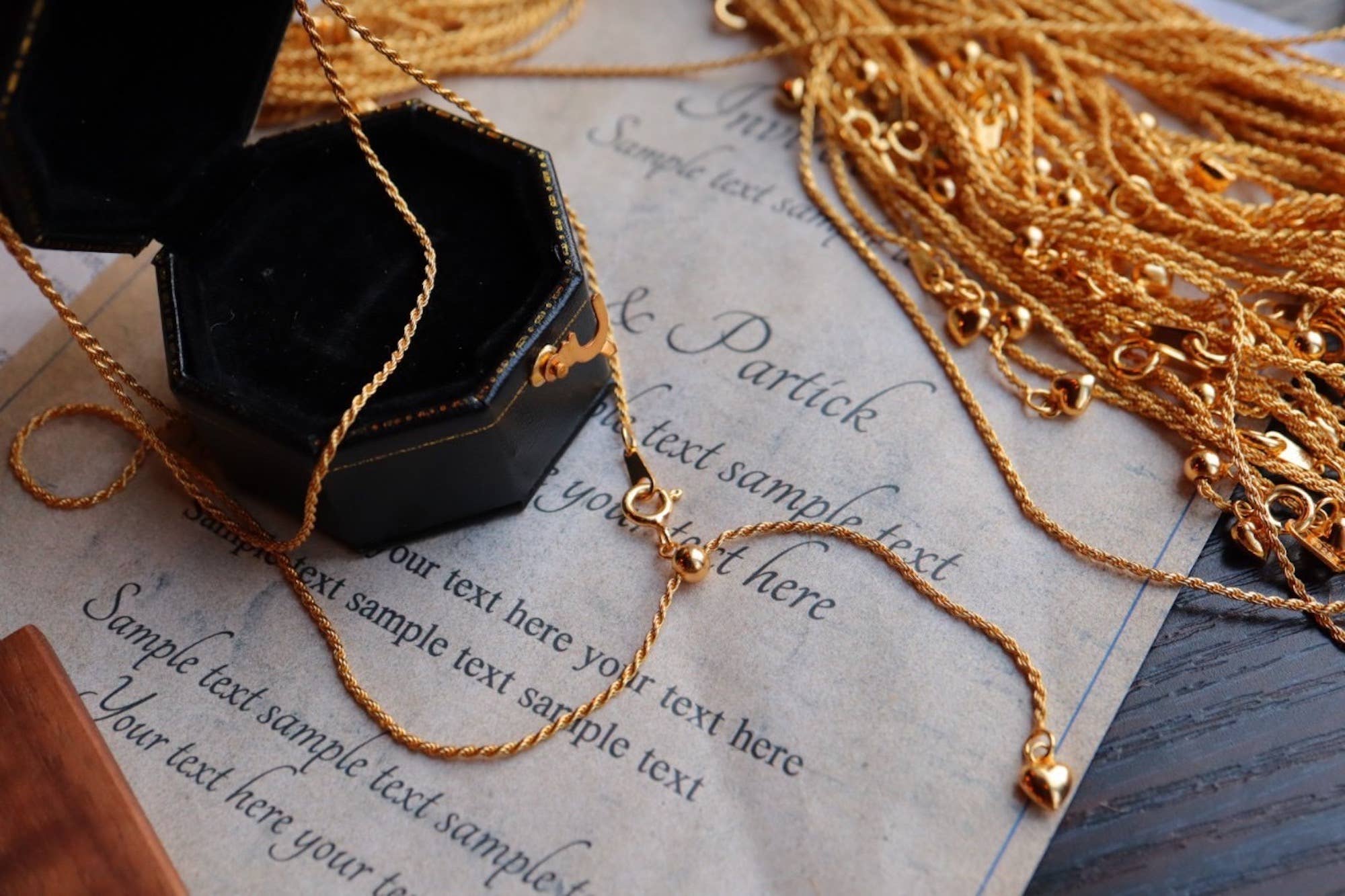 LanLivia - Venta al por mayor Collares de cadenas y eslabones - Collar trenzado vintage y atemporal de cadena en dorado y plateado7