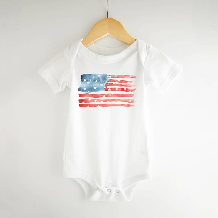 American Flag 4th of July Baby Bodysuit, Patriotic Outfit for wholesale by Tiny toes Baby Co