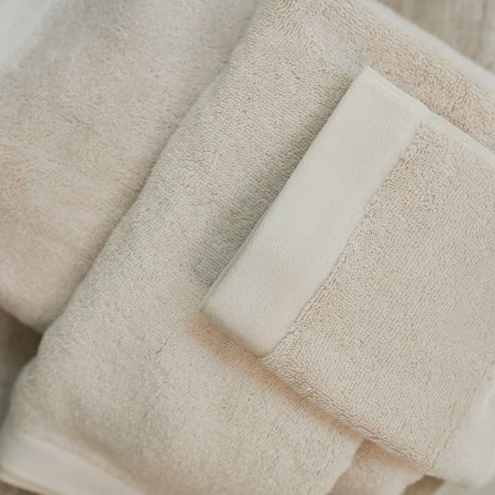 Rest and Reset - Wholesale Towel Set - Oasis Plush Organic Bath Towel Set12