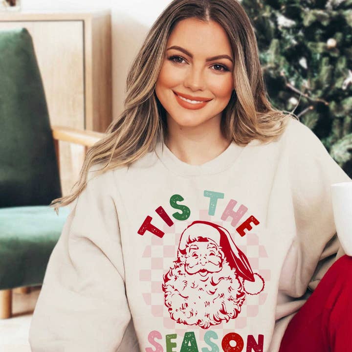 Santa Face - Sweatshirt Ti the Season on Ash por atacado de Cypress Slough Outfitters