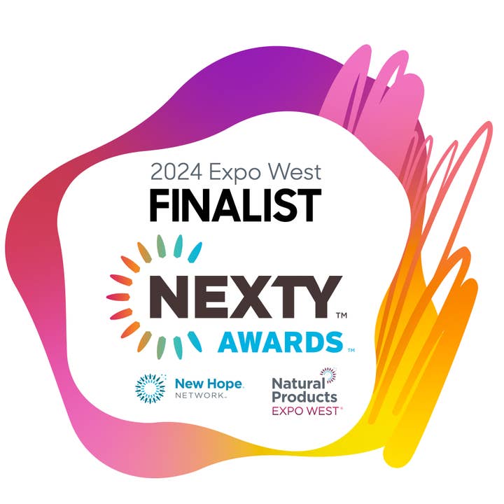 Raaka Chocolate - Wholesale Chocolate Bar - Matcha Dipped Waffle Cone White Chocolate Bar8