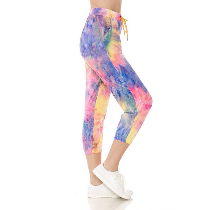 Pantalones capri con estampado suave como la mantequilla, multicolor, teñido anudado para venta al por mayor de Leggings Depot