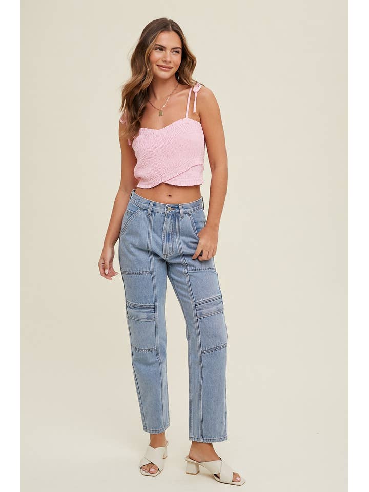 Wishlist Apparel – Großhandel Strickoberteil – Damen – CROSSOVER-MINI-MODELL MIT GESMOKTEM CROSSOVER-SCHNITT/WL23-83431