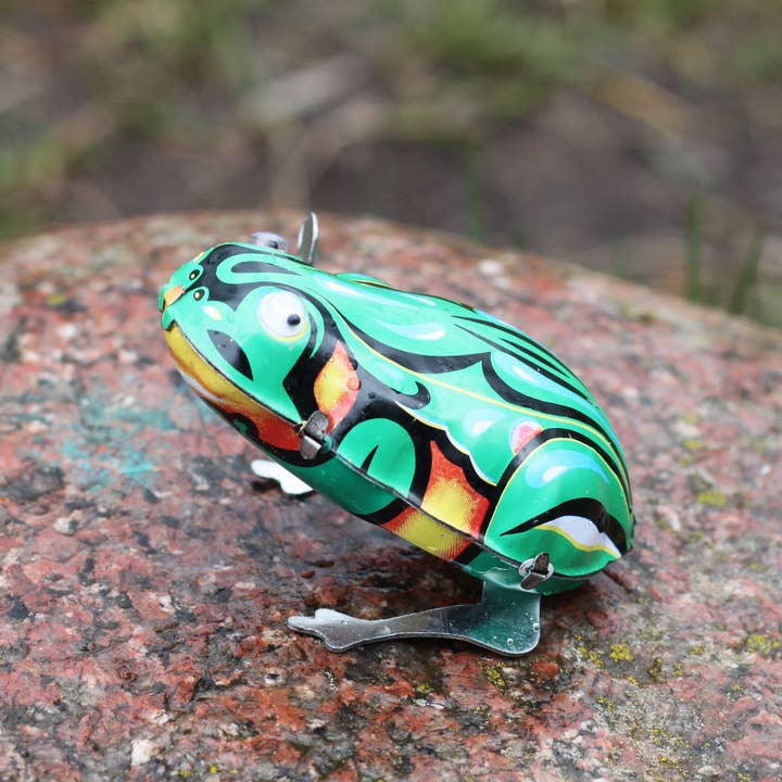 Tribal Trade GmbH - Wholesale Classic Toy - Kids - Tin toy frog with wiggly eyes small tin frog7
