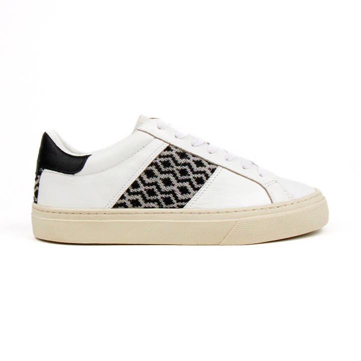 Witte en zwarte leren lage sneakers - Na Sang Klassiek voor wholesale door N'GO Shoes