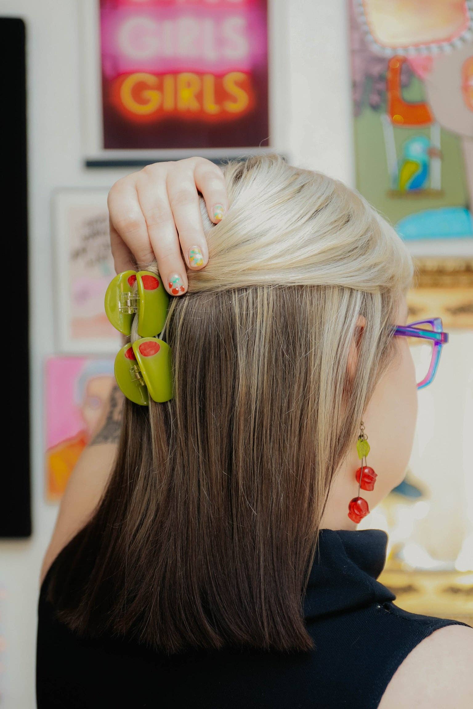 The Peach Fuzz - Wholesale Hair Accessories Set - Women's - Stuffed Olive Mini Hair Claw2