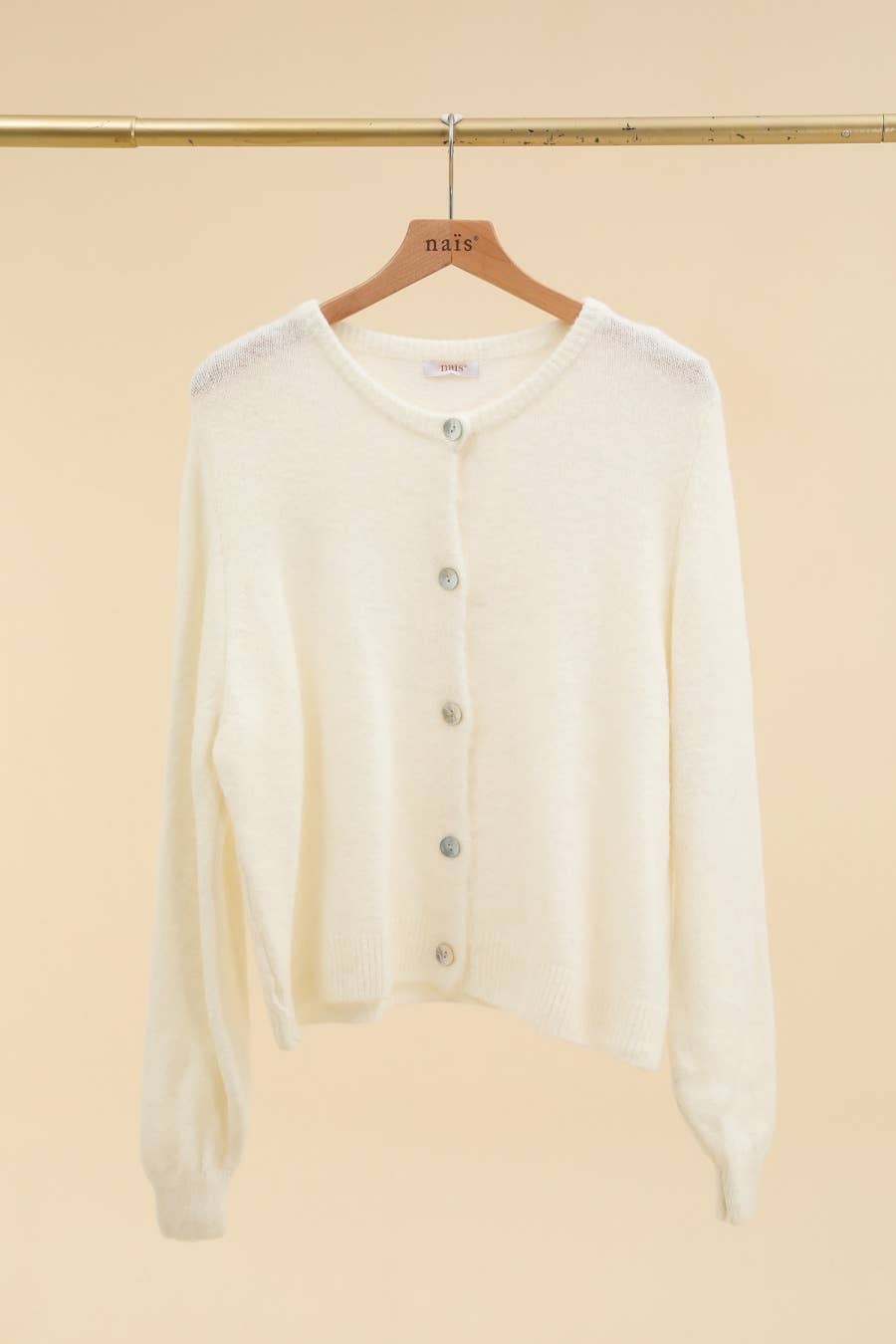 NAÏS PARIS - Wholesale Cardigan - Women's - SUPER FINE ALPACA SHORT BUTTON CREW NECK CARDIGAN13