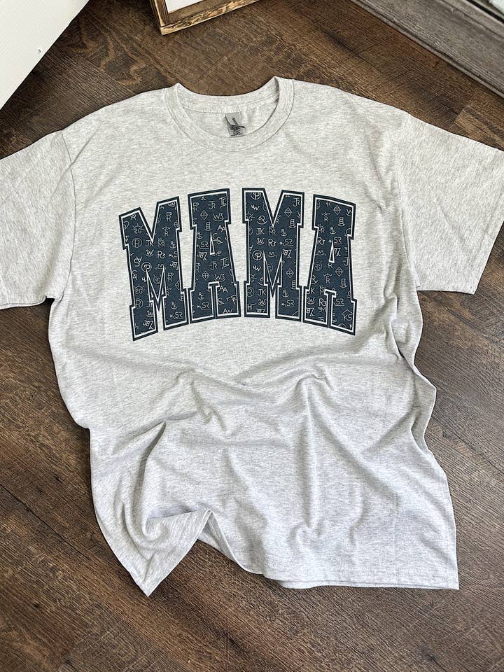 Gunpowder and Glam Boutique - Vente T-shirt sérigraphié – femme - T-shirt ou sweat-shirt à col rond Cattle Brand Mama0