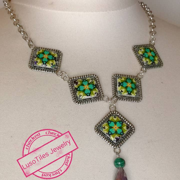 Färgglada kakel kvadrat choker halsband för wholesale av LUSO TILES JEWELRY