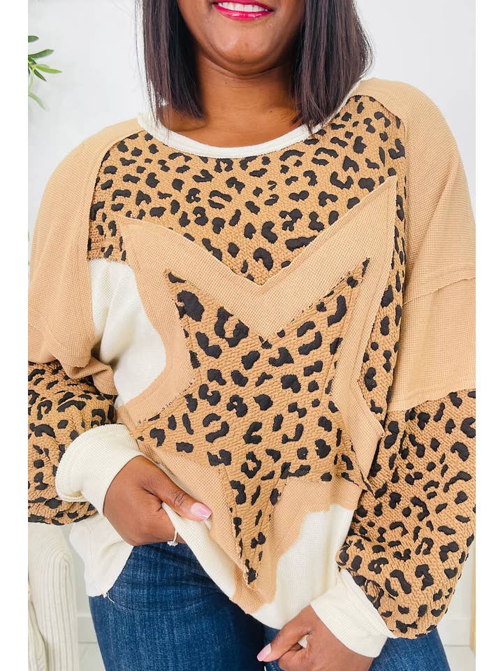 Beige français clair Sweat-shirt patchwork léopard étoile beige printemps 2026 en vente sur Faire1