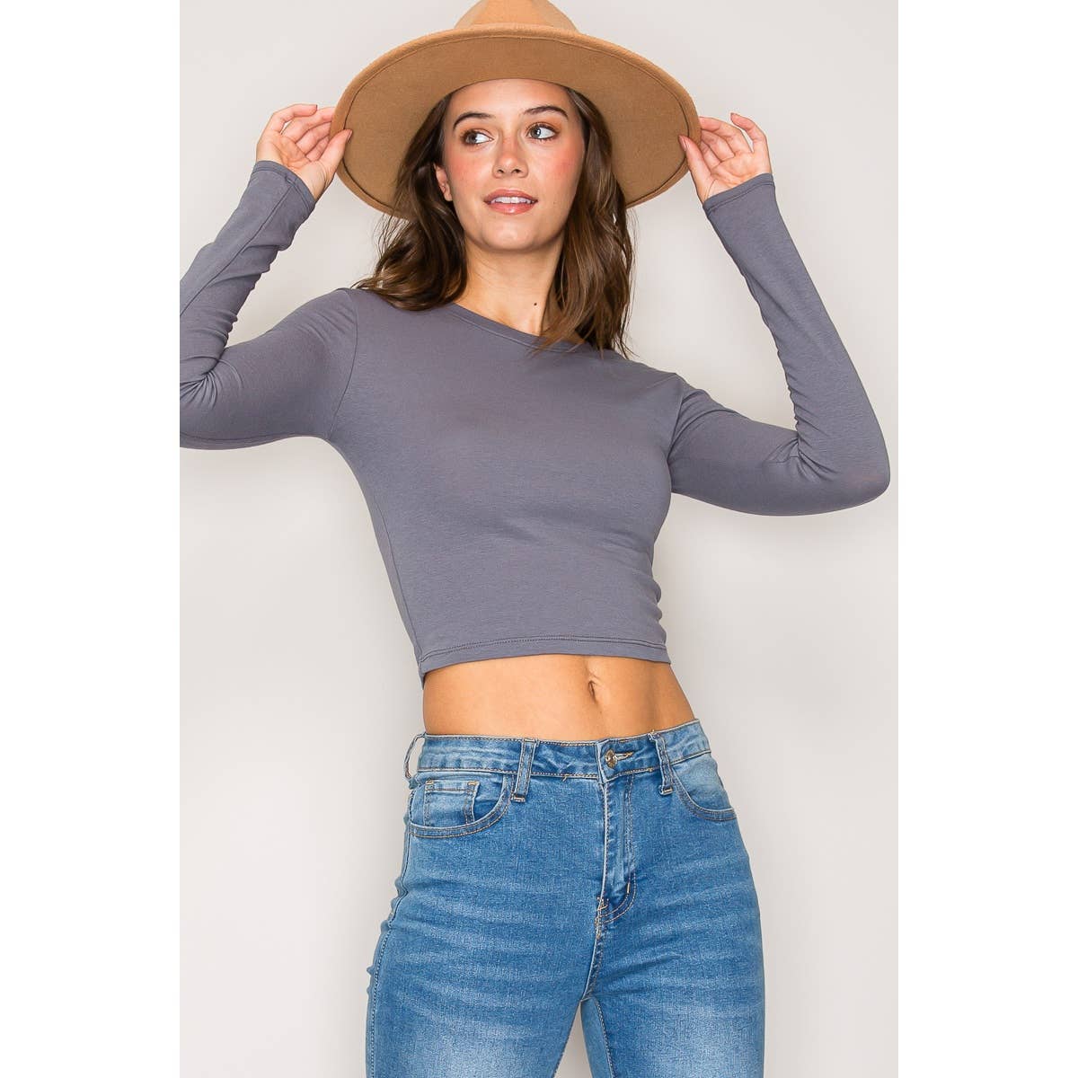 Popular 21 – wholesale Knit top – Women's – Crew Neck Long Sleeve Cotton Cropped Knit Top13