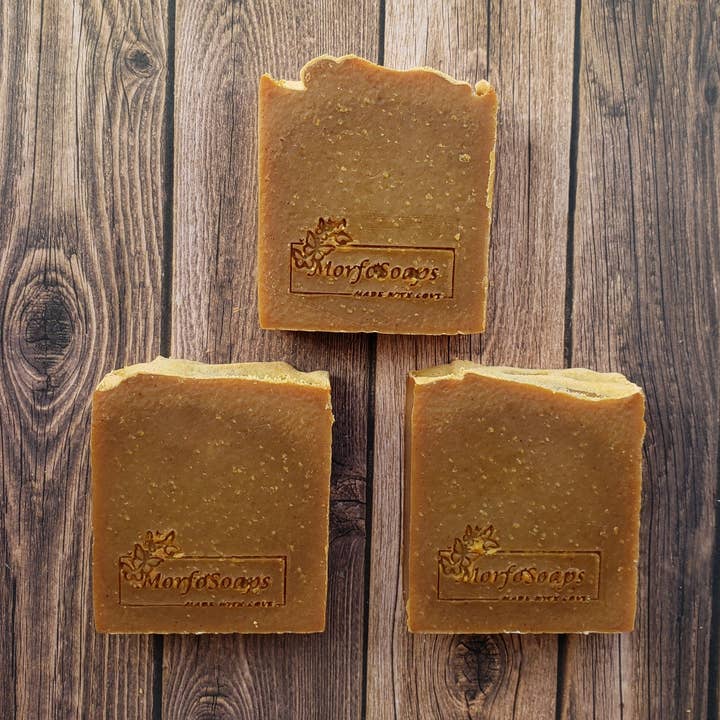 Morfosoaps - Wholesale Zeepblok - Handgemaakte kurkuma zeep7