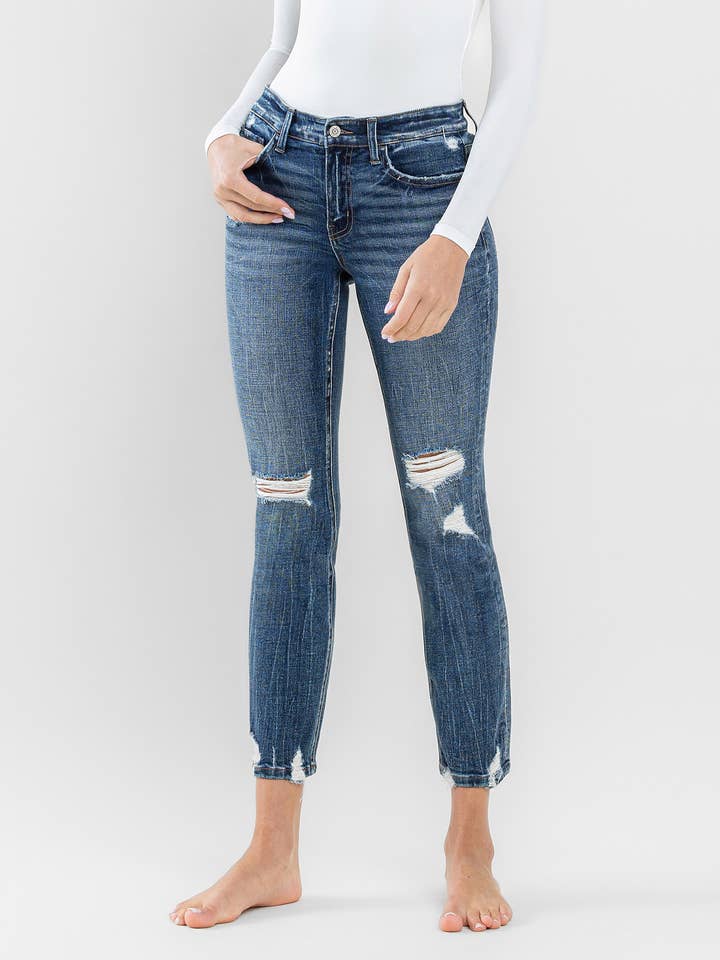 MID RISE DISTRESSED CROP SLIM STRAIGHT JEANS F5297 for wholesale by FLYING MONKEY