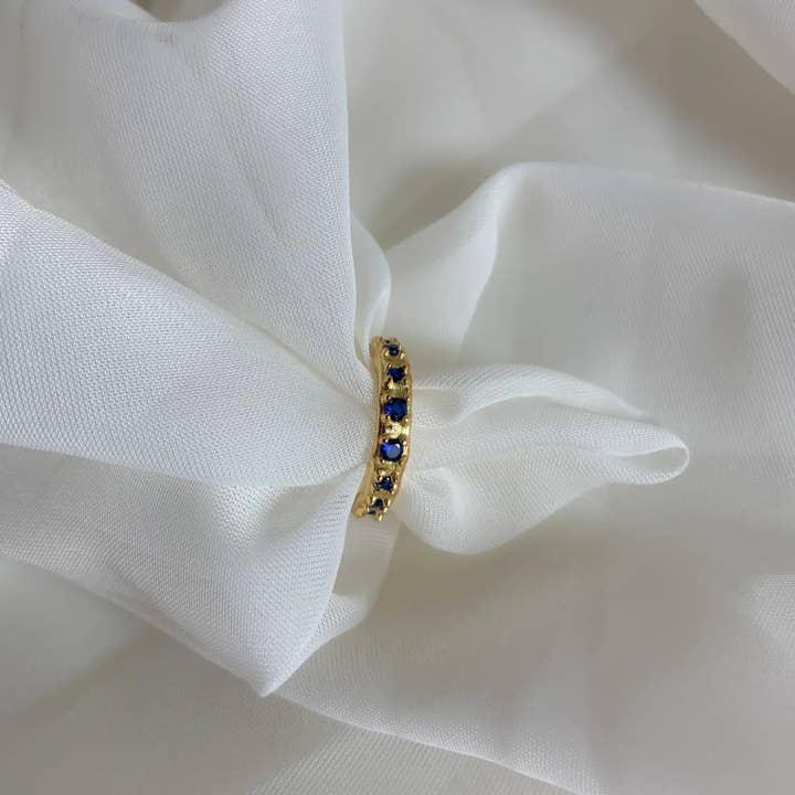 Love Local Jewelry - Wholesale Multi-Stone Ring - FREYA SAPPHIRE RING4