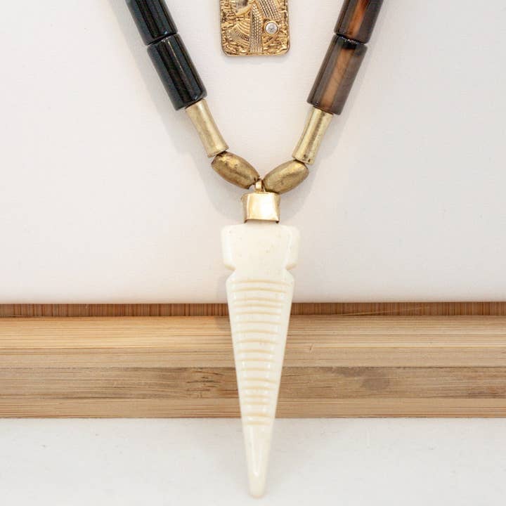 bungalowBlonde Jewelry – Großhandel Kette mit Anhänger/Charm – Vahira Arrow Halskette1