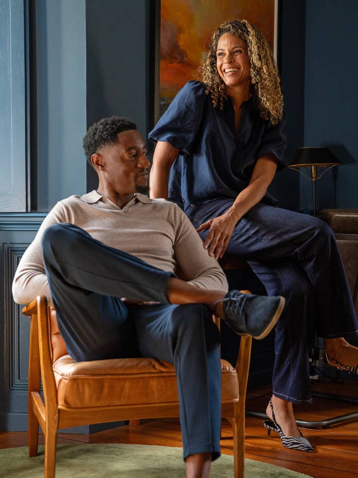 CHALK – wholesale Blouse – Women’s – Porcha Top | Navy2