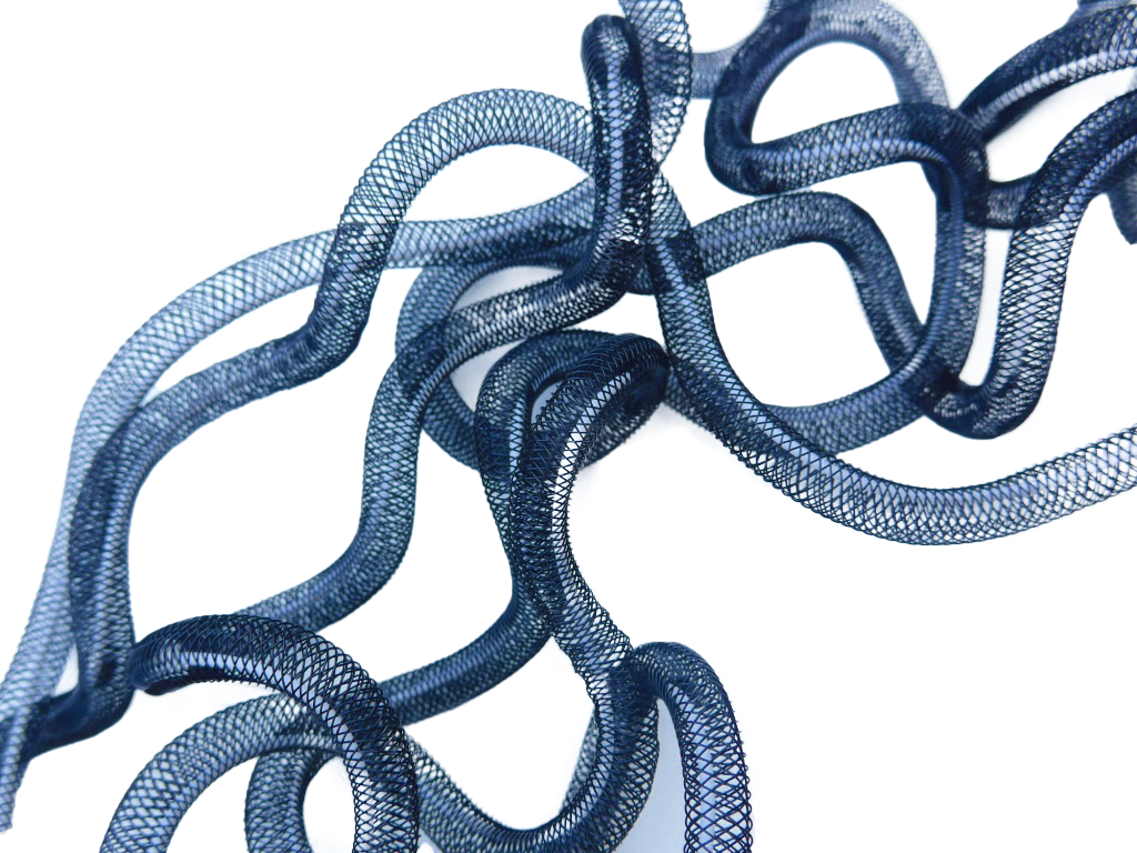 Rosalba Galati SRL – Colar com abas por atacado – Colar Eterina de PVC e Malha Sintética12