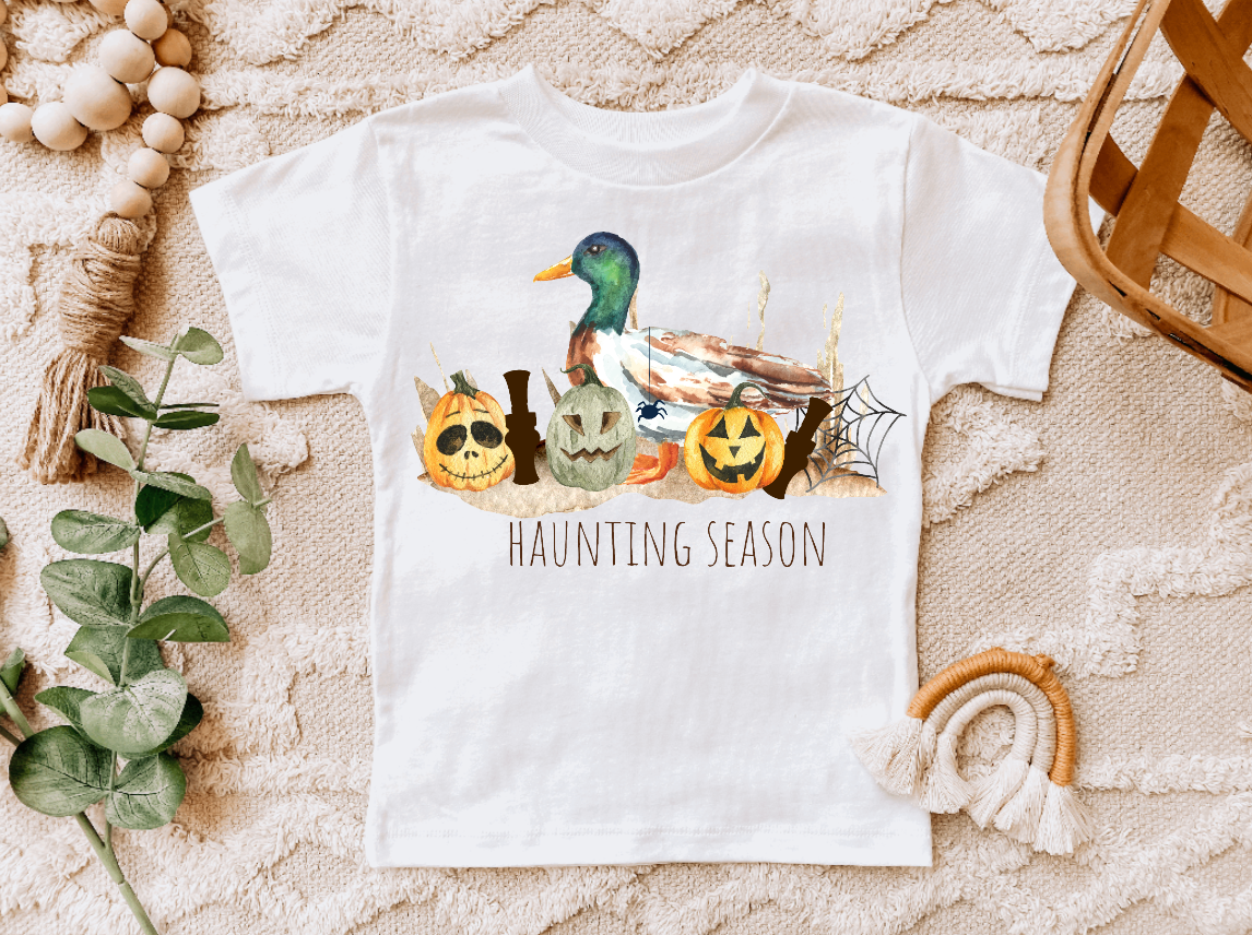 AvaryMaeInspirations – wholesale T-shirt med screentryck – Barn – Halloween Haunting Season, Gräsandjakt Barn T-shirt1