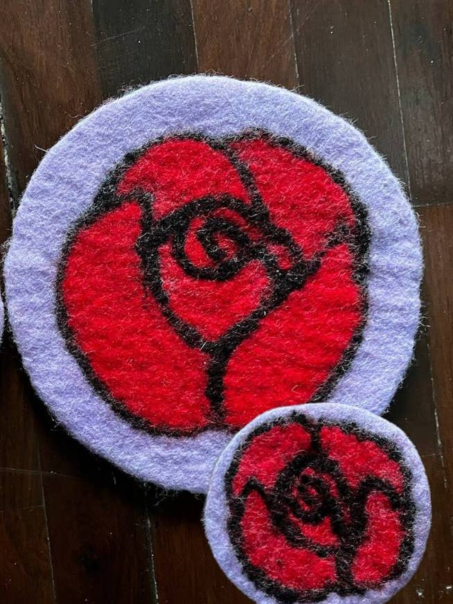Felt Trivet, Rose for wholesale by Ganesh Himal Trading