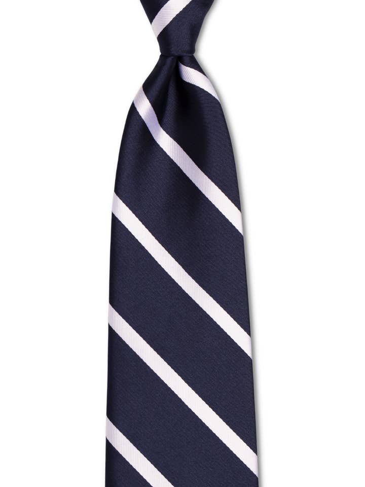 Cravatta tradizionale a righe bianche blu scuro per la vendita all'ingrosso da parte di GoTie