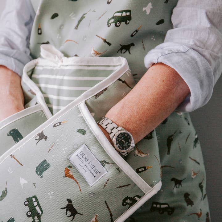 Laura Fisher - Wholesale Oven Mitt/Pot Holder - British Game Keeping Oven Gloves