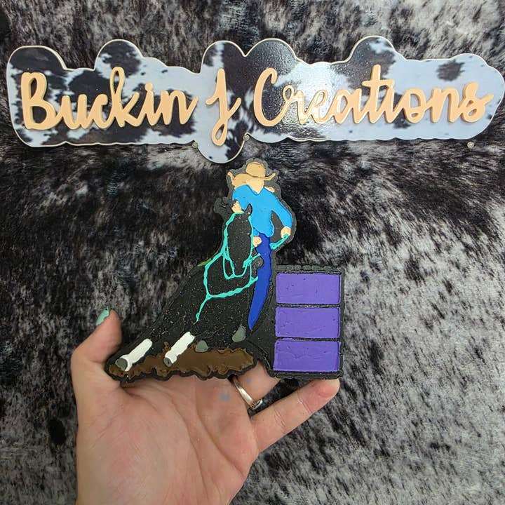 Buckin J Creations - Vente Désodorisant pour voiture – femme - Désodorisant de voiture fait main pour coureur de baril12