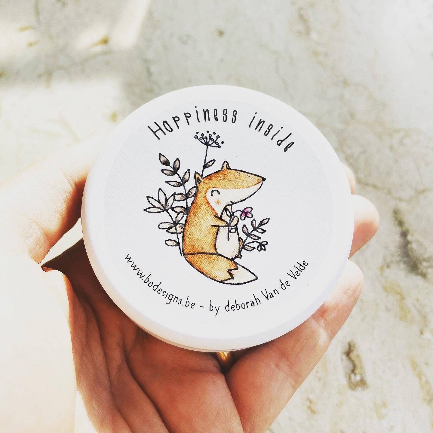 Bodesigns - Wholesale Lapel Pin/Button - Wooden Pin - Helga2