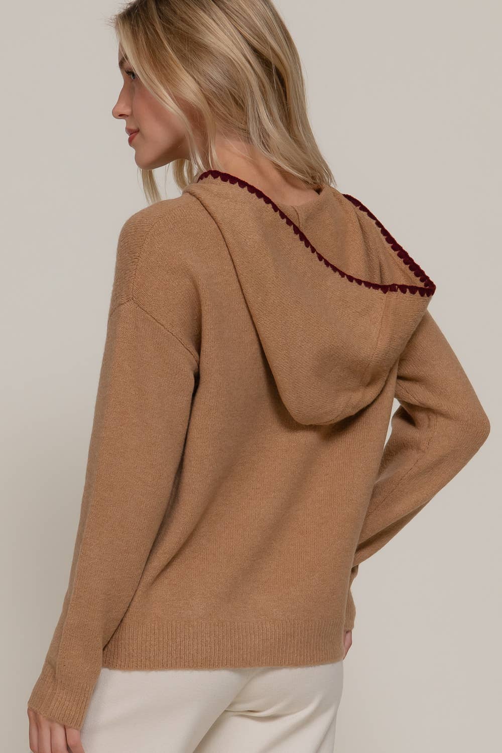 Active Basic | Active USA - Vente Pull en maille – femme - Sweat à capuche à manches longues avec détail de couture et lettres6