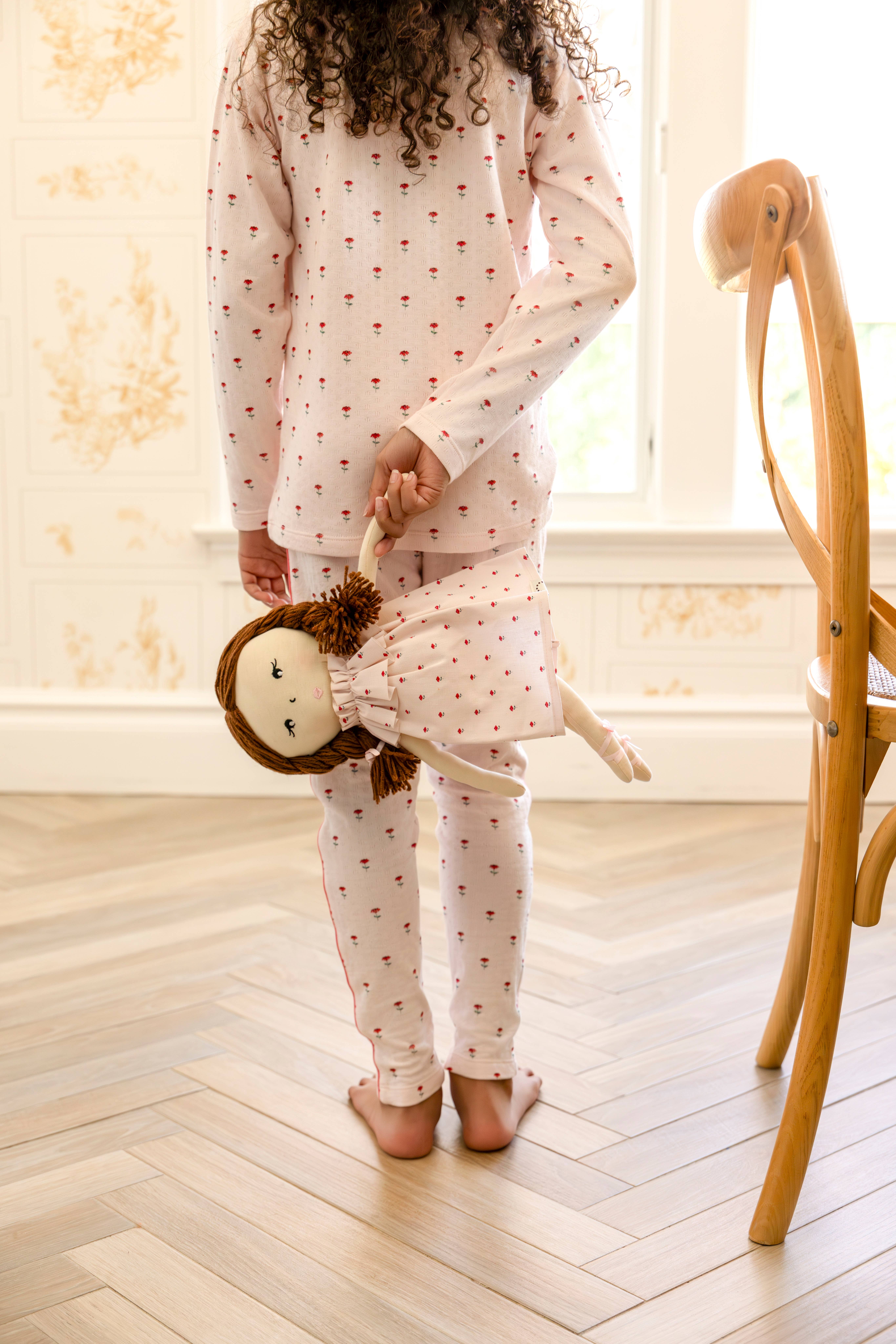 Rosa Cynthia Dolly för wholesale på Faire4