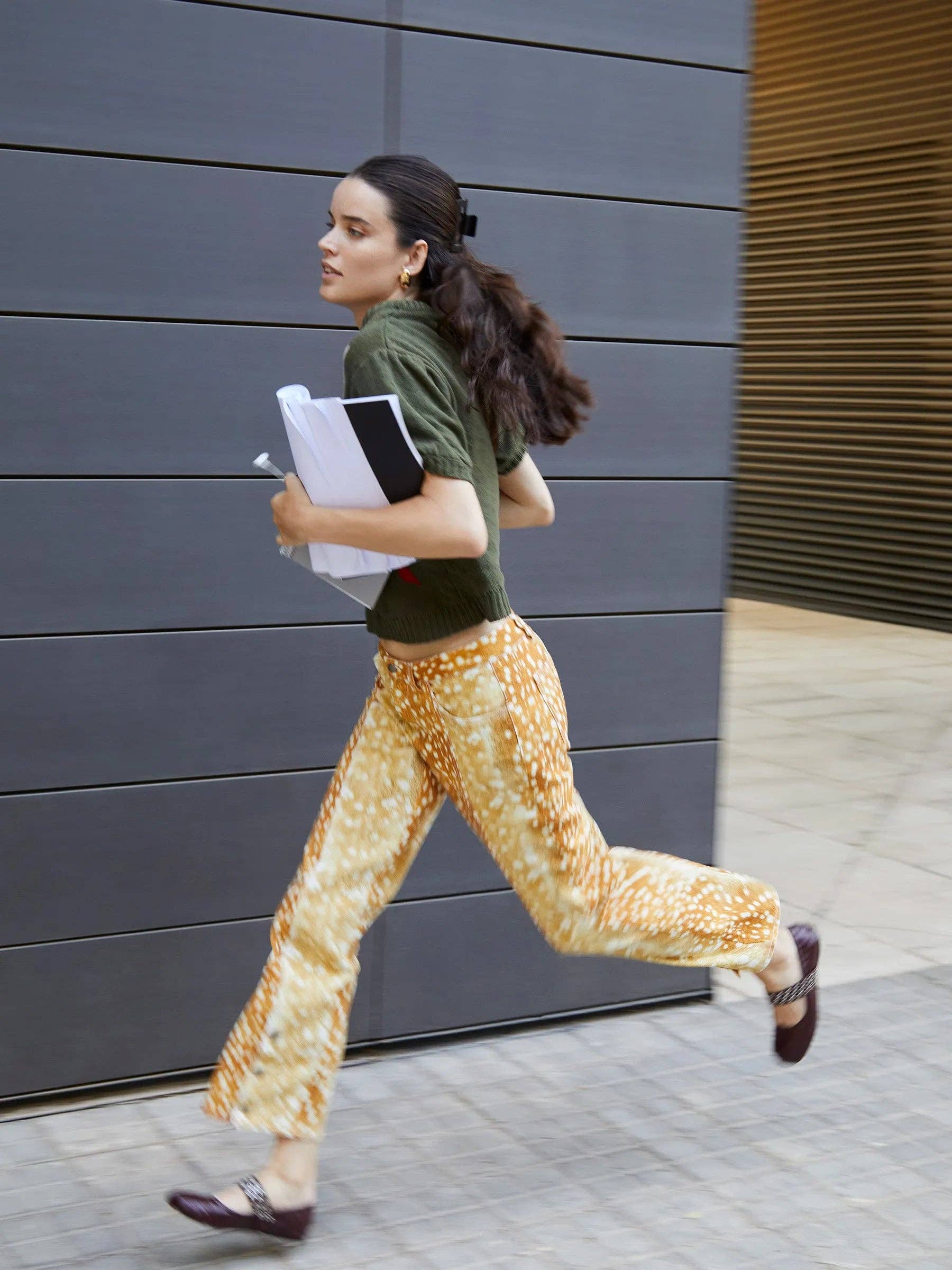 CARMEN SAYS - Wholesale Jeans - Women's - Vaqueros de mezclilla con estampado de ciervo1