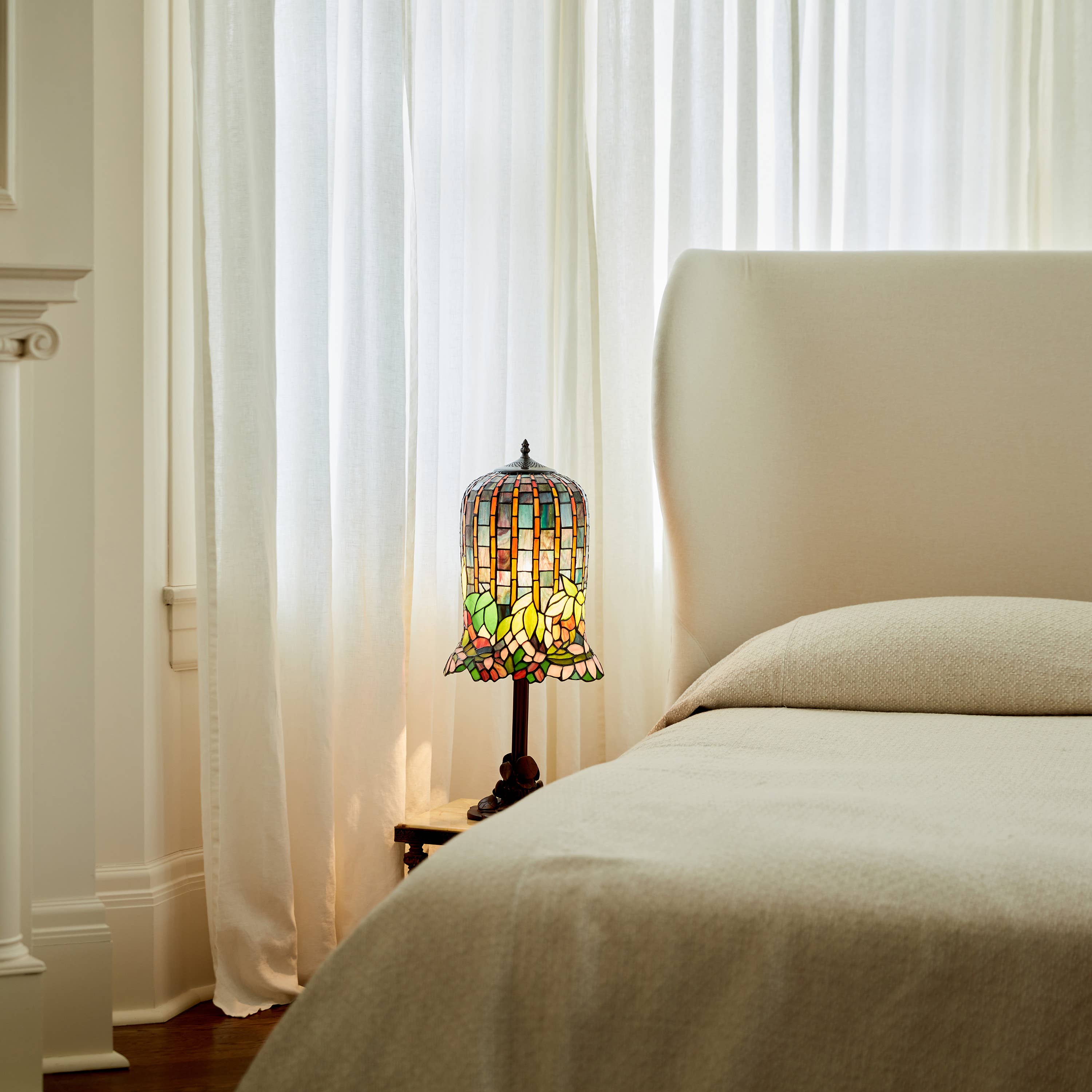 River of Goods - Wholesale Accent/Desk Lamp - 26" Tiffany Stained Glass Table Lamp - Pond Lily Bell Shade6